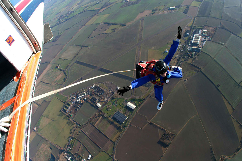 Skydiver in static line course